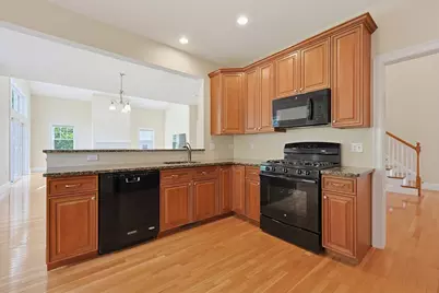 106 Walden Way #106, Milford, MA 01757 - Photo 10