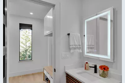 1242-1244 Beacon St #1242, Newton, MA 02468 - Photo 10