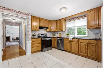 10 Red Gate Ln, Reading, MA 01867 - Photo 12