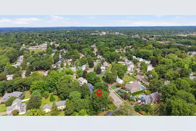 10 Red Gate Ln, Reading, MA 01867 - Photo 4