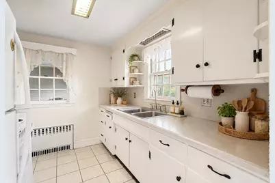 140 Wilson St, Brockton, MA 02301 - Photo 16