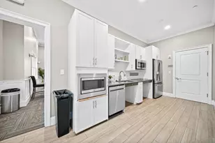 320 Middlesex Ave, Medford, MA 02155 - Photo 22