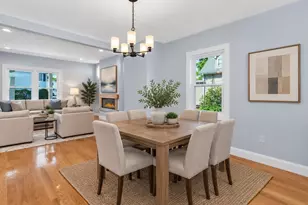 28 Ash St, Waltham, MA 02453 - Photo 10