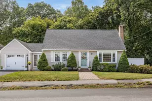 51 Hopkins St, Reading, MA 01867 - Photo 1