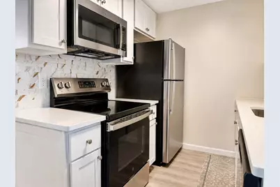 21 Greenwood Street #3, Melrose, MA 02176 - Photo 10