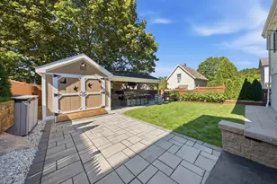 26 Acacia St, Gloucester, MA 01930 - Photo 34