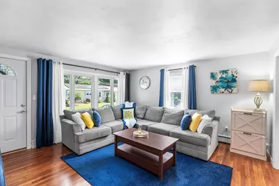 15 Dawes St, Blackstone, MA 01504 - Photo 2