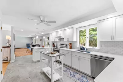 14 King Philip Path, Mendon, MA 01756 - Photo 16