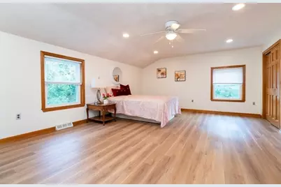 2 McCarthy Dr, Burlington, MA 01803 - Photo 30
