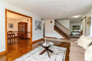 2 McCarthy Dr, Burlington, MA 01803 - Photo 12