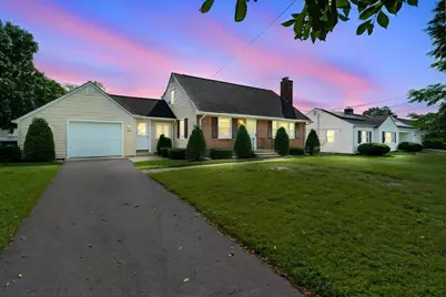 389 Abbott St, Springfield, MA 01118 - Photo 1
