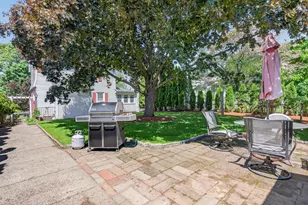 33 Underwood St, Belmont, MA 02478 - Photo 10