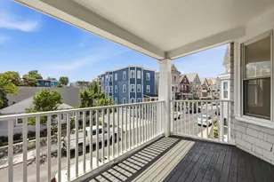 80 Harbor View St, Boston, MA 02125 - Photo 12