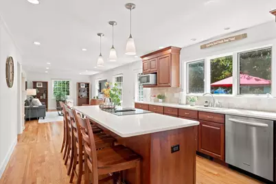 21 Woodbridge Rd, North Andover, MA 01845 - Photo 4