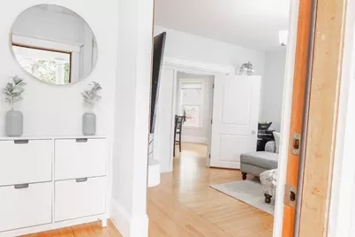 122-124 Beacon Hill Ave #1, Lynn, MA 01902 - Photo 2