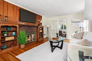 4 Stanton Rd, Stoneham, MA 02180 - Photo 4