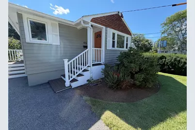 46 Dobbins Street, Waltham, MA 02451 - Photo 2