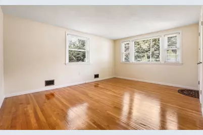 46 Dobbins Street, Waltham, MA 02451 - Photo 12