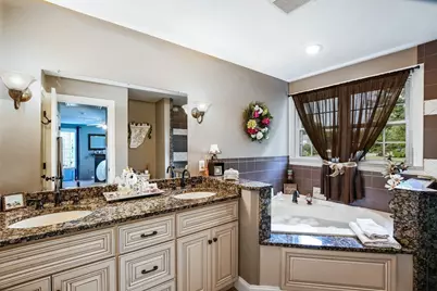50 Craven Ct, Taunton, MA 02780 - Photo 16
