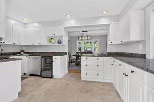 23 Bowdoin St, Malden, MA 02148 - Photo 10