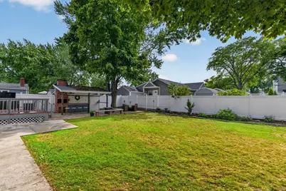 23 Bowdoin St, Malden, MA 02148 - Photo 34
