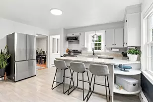 15 Highland St, Milford, MA 01757 - Photo 4