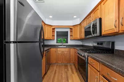 4 Mayberry Dr #E, Westborough, MA 01581 - Photo 4