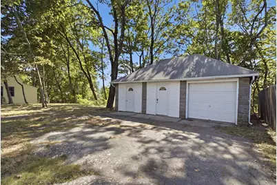 38 Highland St, Reading, MA 01867 - Photo 4