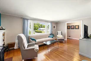 147 Howe St, Natick, MA 01760 - Photo 4