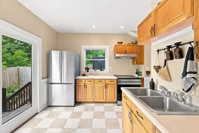 13 Phillips St, Salem, MA 01970 - Photo 14