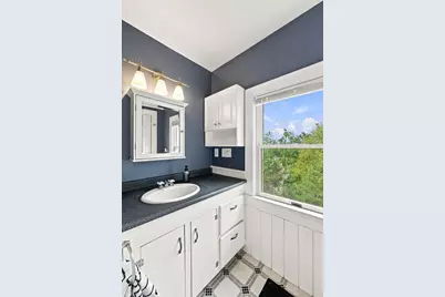 13 Phillips St, Salem, MA 01970 - Photo 28