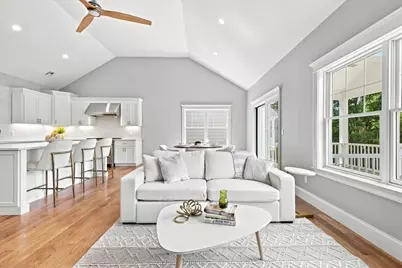 1549 Washington St #2, Walpole, MA 02081 - Photo 10