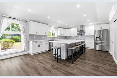 23 Joseph Rd, Framingham, MA 01701 - Photo 2