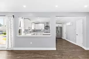 23 Joseph Rd, Framingham, MA 01701 - Photo 8