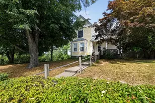 45 Hunt St, Weymouth, MA 02191 - Photo 2