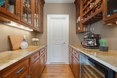 287 Langley #38, Newton, MA 02459 - Photo 10