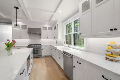 55 Oakdale Ave, Weston, MA 02493 - Photo 8