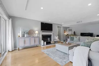 1100 Salem Street #32, Lynnfield, MA 01940 - Photo 4