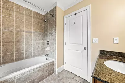 426 Main St #1, Waltham, MA 02452 - Photo 20