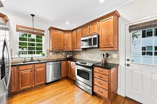 426 Main St, Waltham, MA 02452 - Photo 8