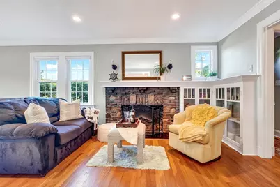 53 Aquavia Rd, Medford, MA 02155 - Photo 4