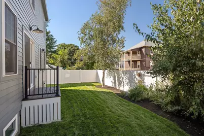 37 Cotting St #37, Medford, MA 02155 - Photo 32