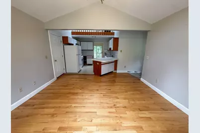 105-107 North Valley Rd, Pelham, MA 01002 - Photo 6