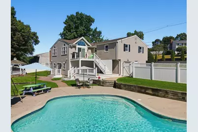 18 Princeton St, Peabody, MA 01960 - Photo 26