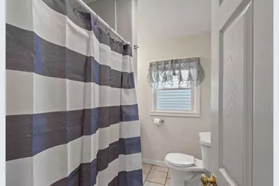406 Lincoln St, Fitchburg, MA 01420 - Photo 18