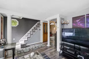 18 Melvin Ave, Lynn, MA 01902 - Photo 12