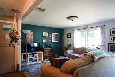 31 Lavender Ln, Springfield, MA 01129 - Photo 4