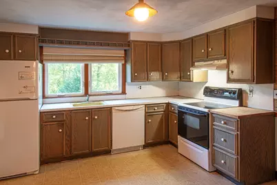 10 Dwight Street, Hatfield, MA 01038 - Photo 8