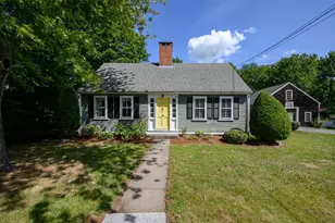 637 Union St, Rockland, MA 02370 - Photo 1