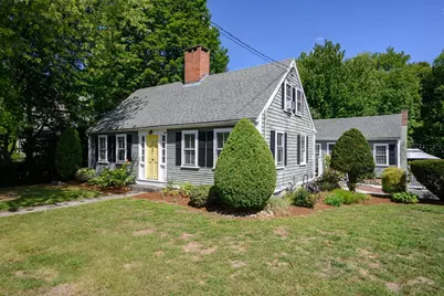 637 Union Street, Rockland, MA 02370 - Photo 2